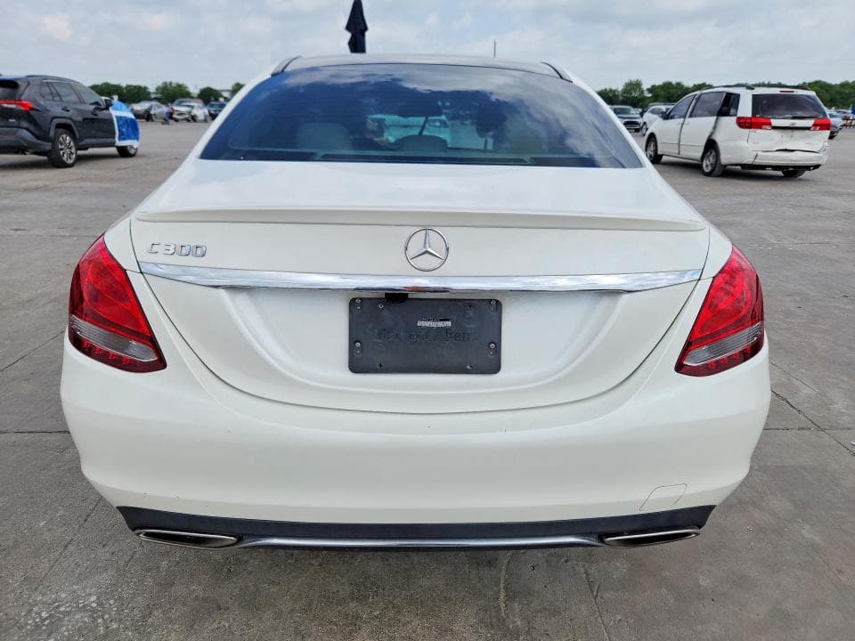 2017 MERCEDES-BENZ C 300 6