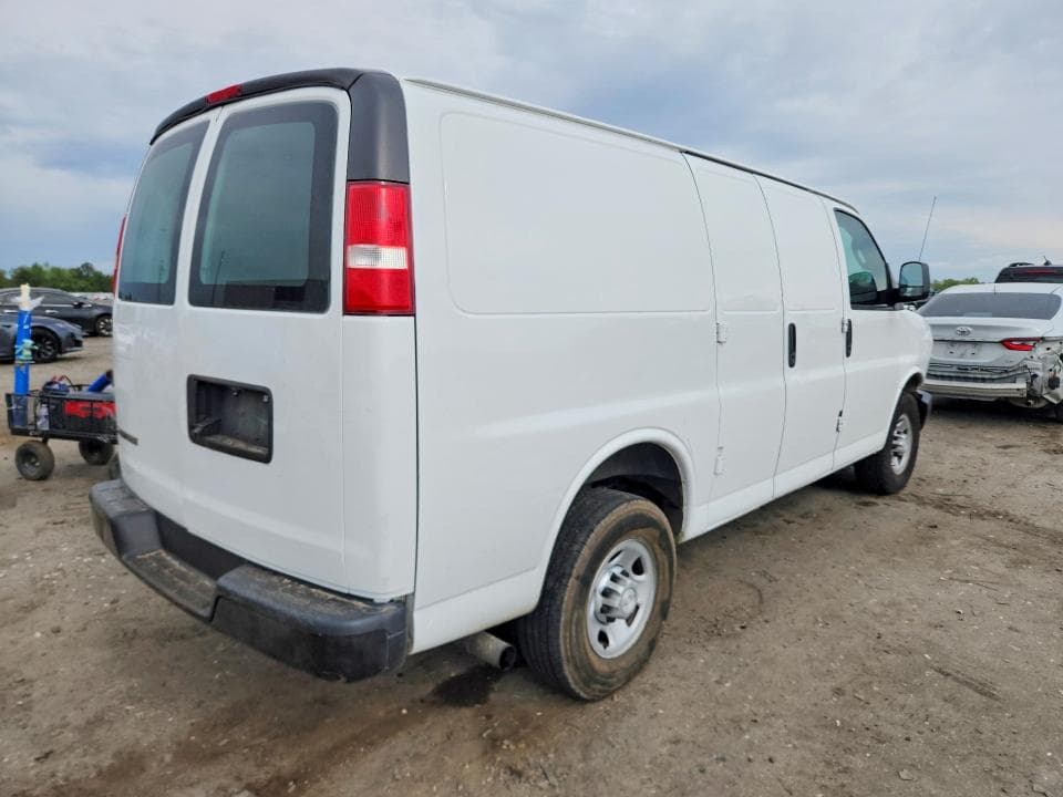 2018 CHEVROLET EXPRESS 2500 DELIVERY VAN 3