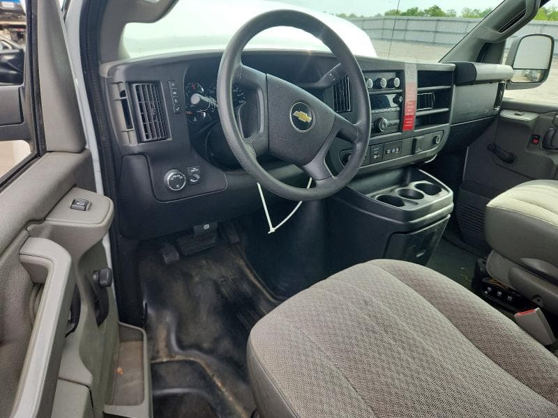 2018 CHEVROLET EXPRESS 2500 DELIVERY VAN 8