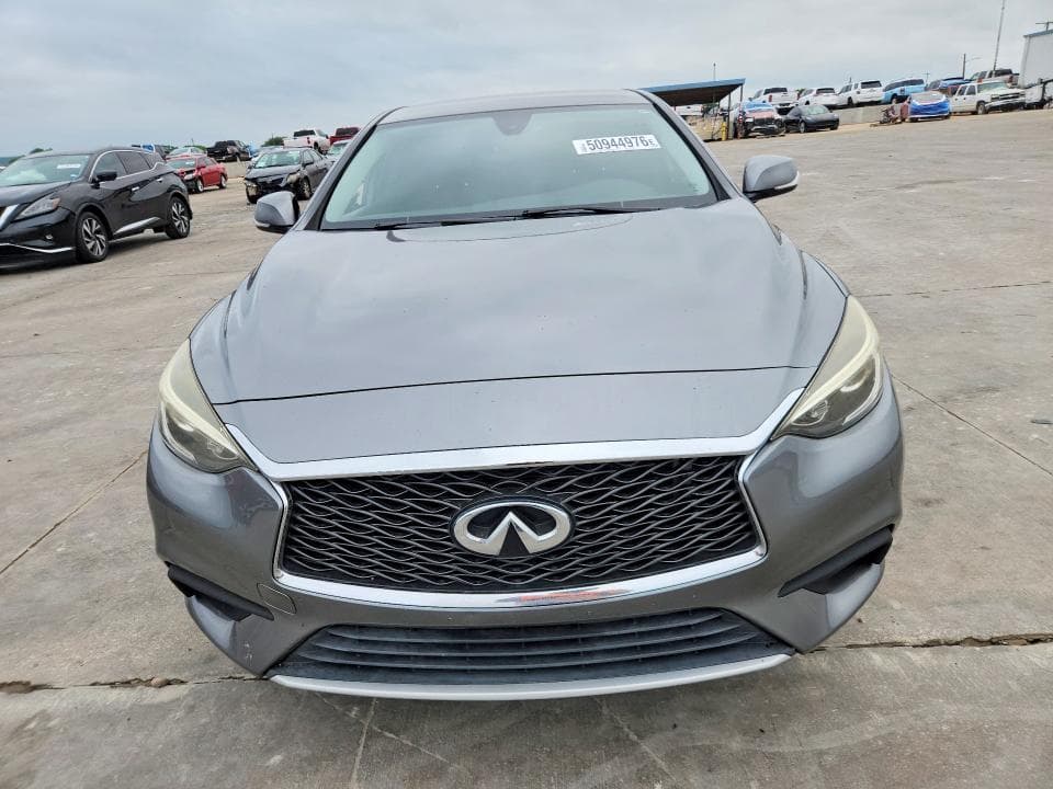2018 INFINITI QX30 LUXURY 5