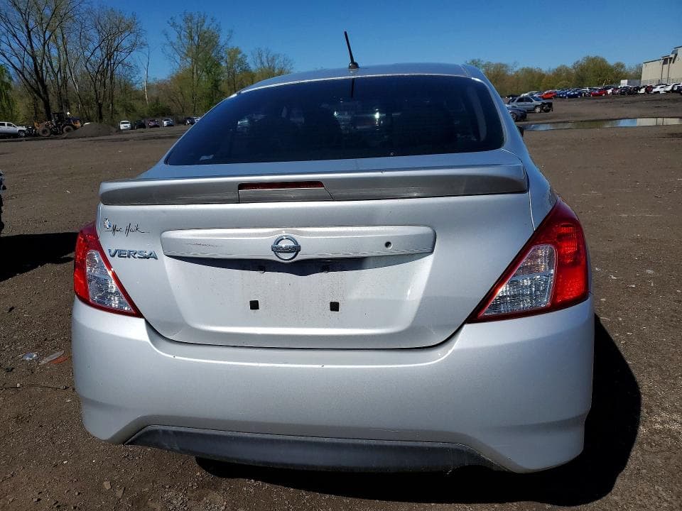 2018 NISSAN VERSA S PLUS 6