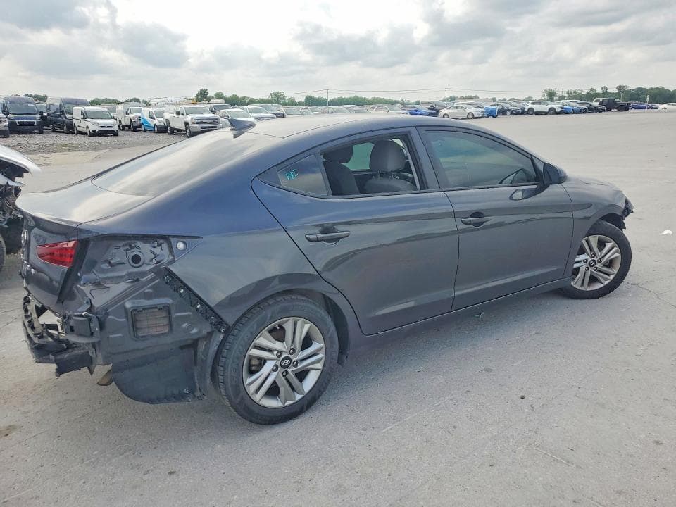 2020 HYUNDAI ELANTRA SEL 3
