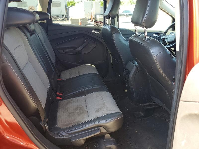 2019 FORD ESCAPE SE 11