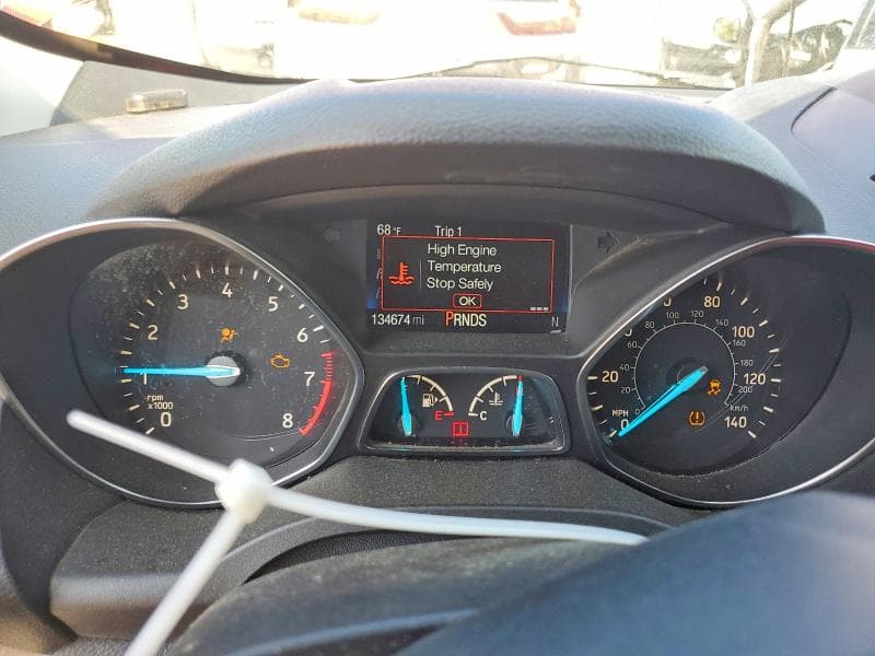 2019 FORD ESCAPE SE 9