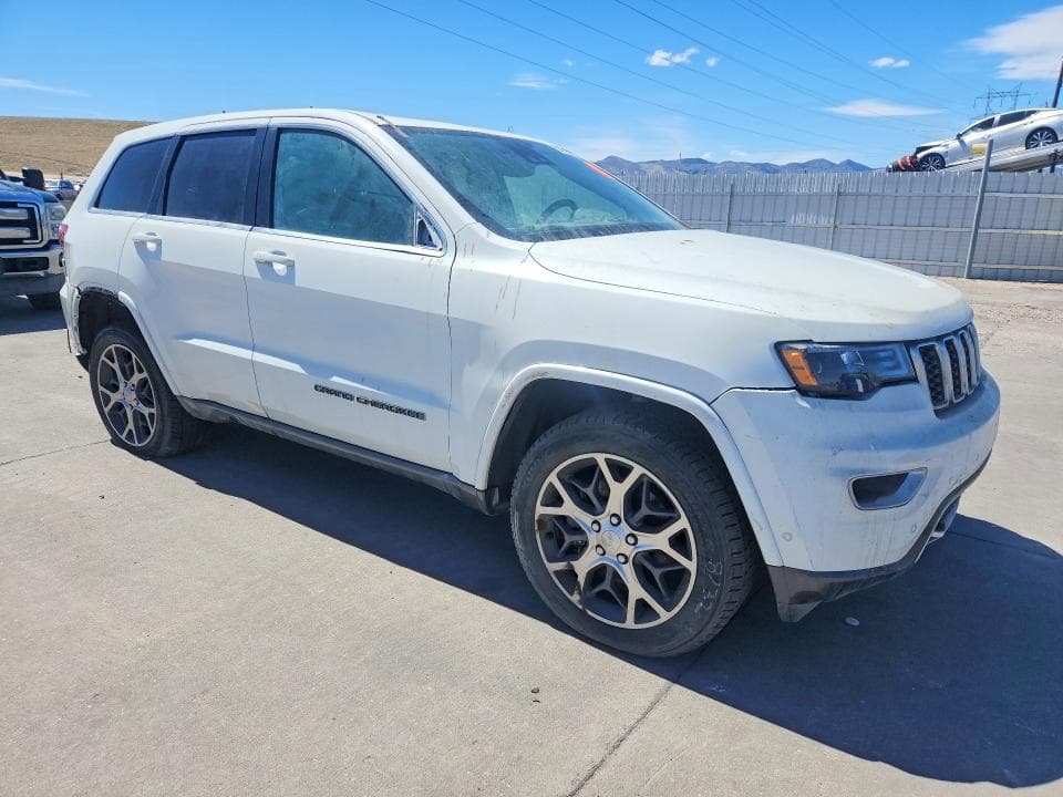 2018 JEEP GRAND CHEROKEE LIMITED 4