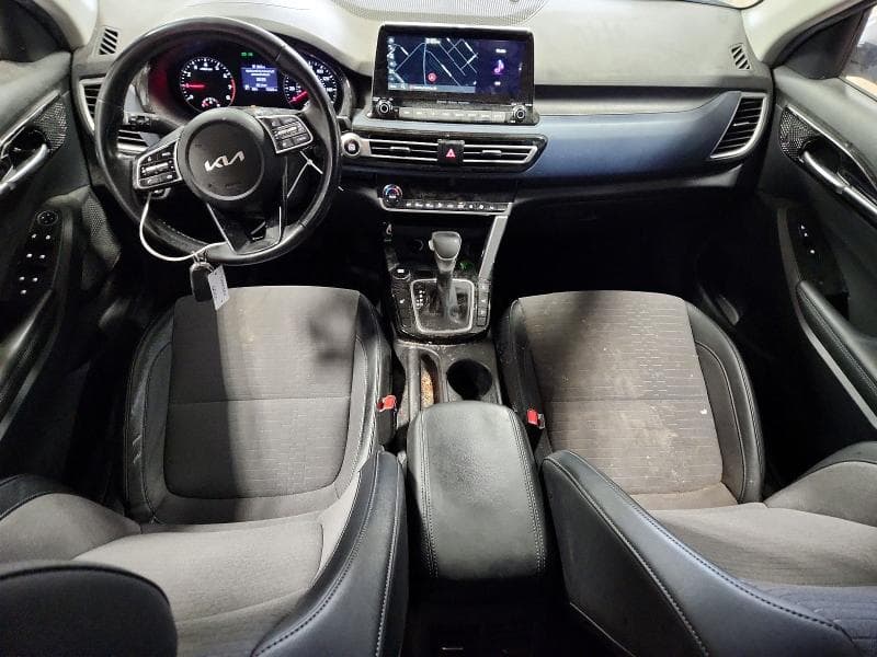 2023 KIA SELTOS S S 8
