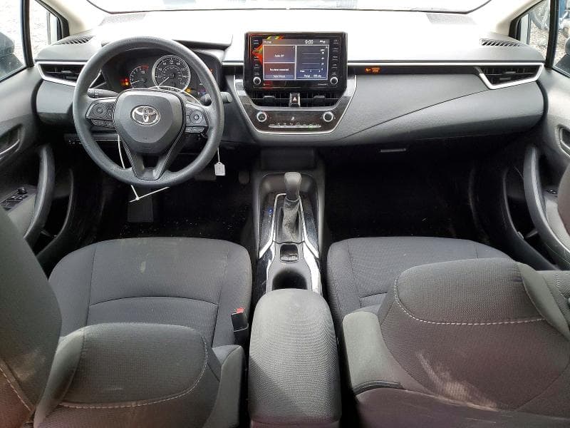 2022 TOYOTA COROLLA LE LE 8