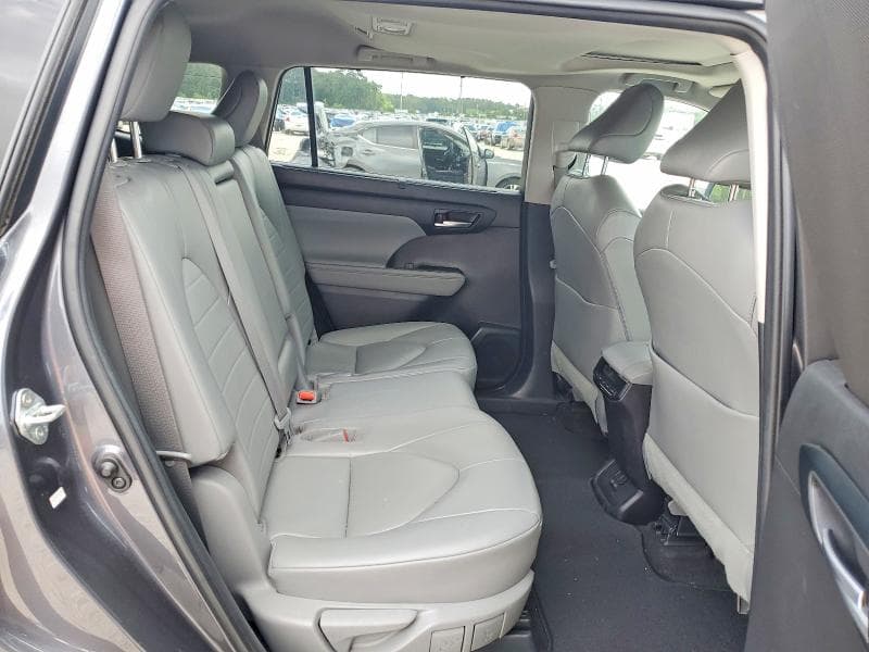 2023 TOYOTA HIGHLANDER XLE XLE 11