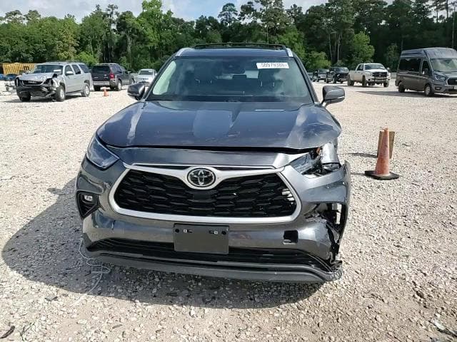 2023 TOYOTA HIGHLANDER XLE XLE 14