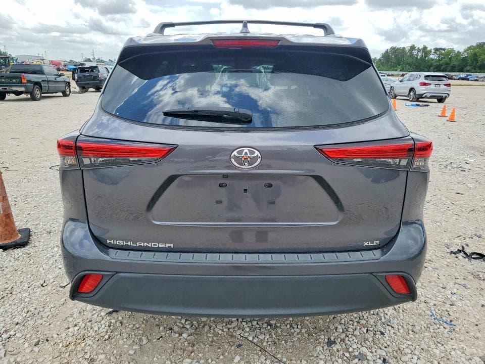 2023 TOYOTA HIGHLANDER XLE XLE 6