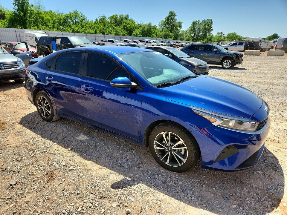 2024 KIA FORTE LXS 4