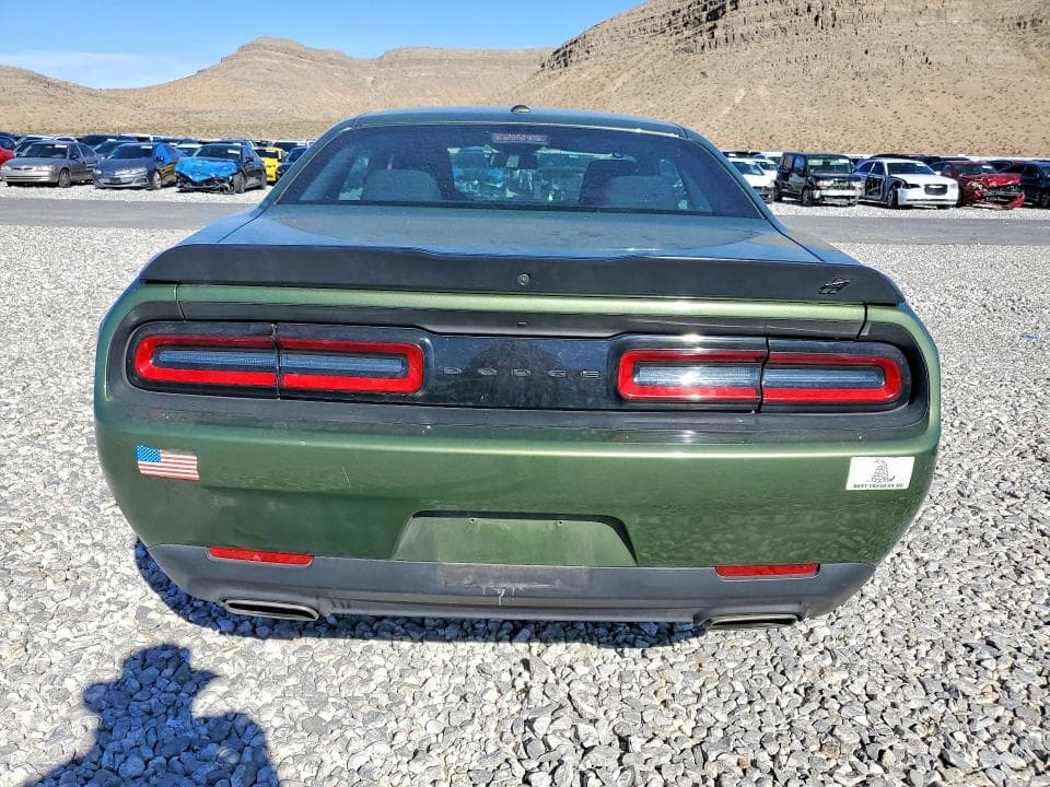 2022 DODGE CHALLENGER SXT 6