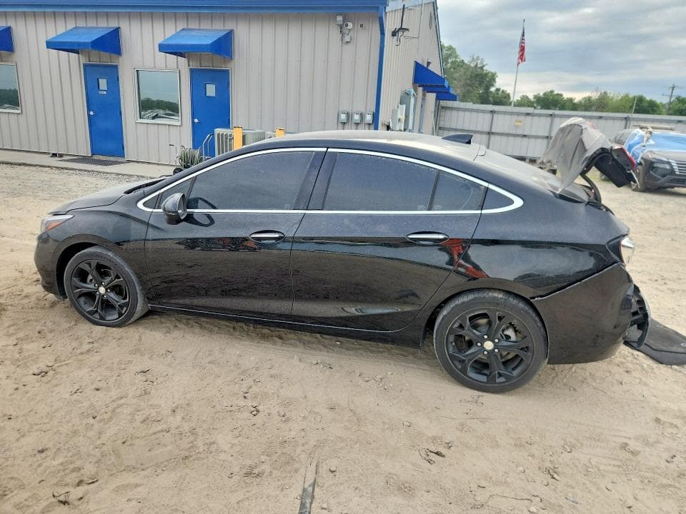 2018 CHEVROLET CRUZE PREMIER 2