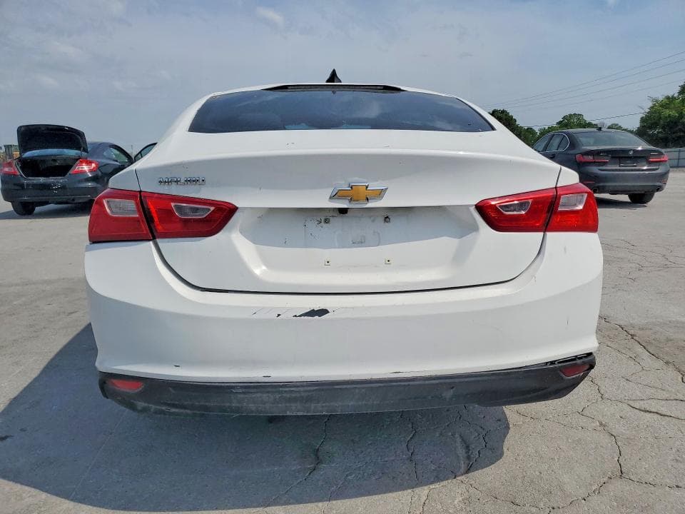 2018 CHEVROLET MALIBU LS 6