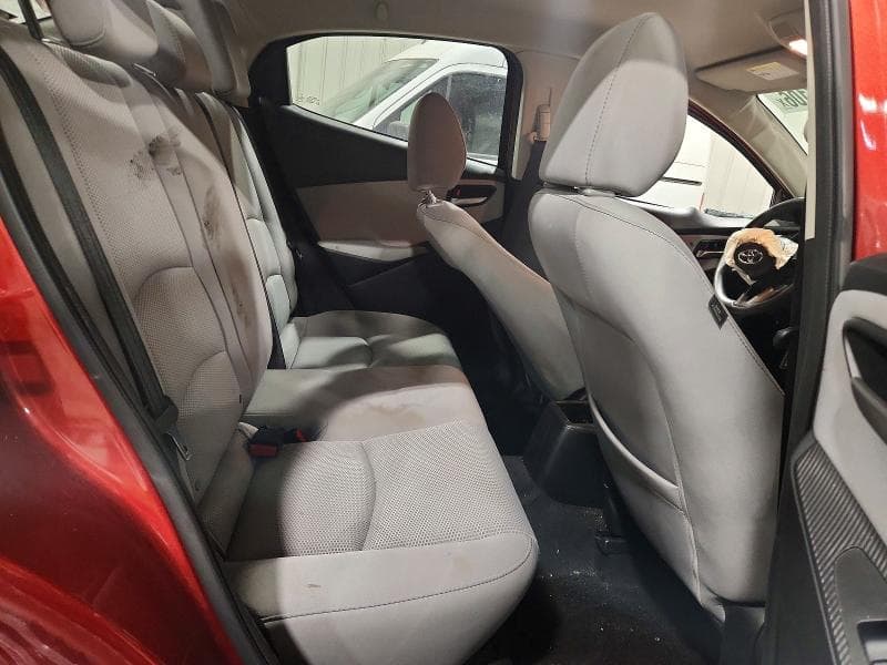 2019 TOYOTA YARIS L L 10