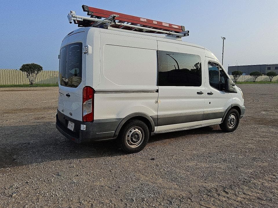 2017 FORD TRANSIT T-150 3