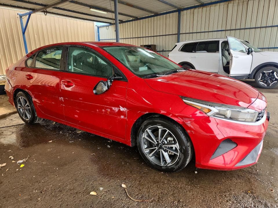 2024 KIA FORTE LXS 4