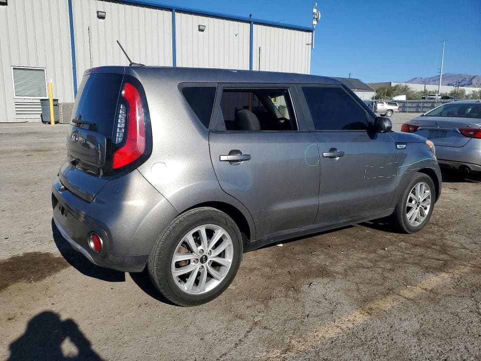 2018 KIA SOUL + 3