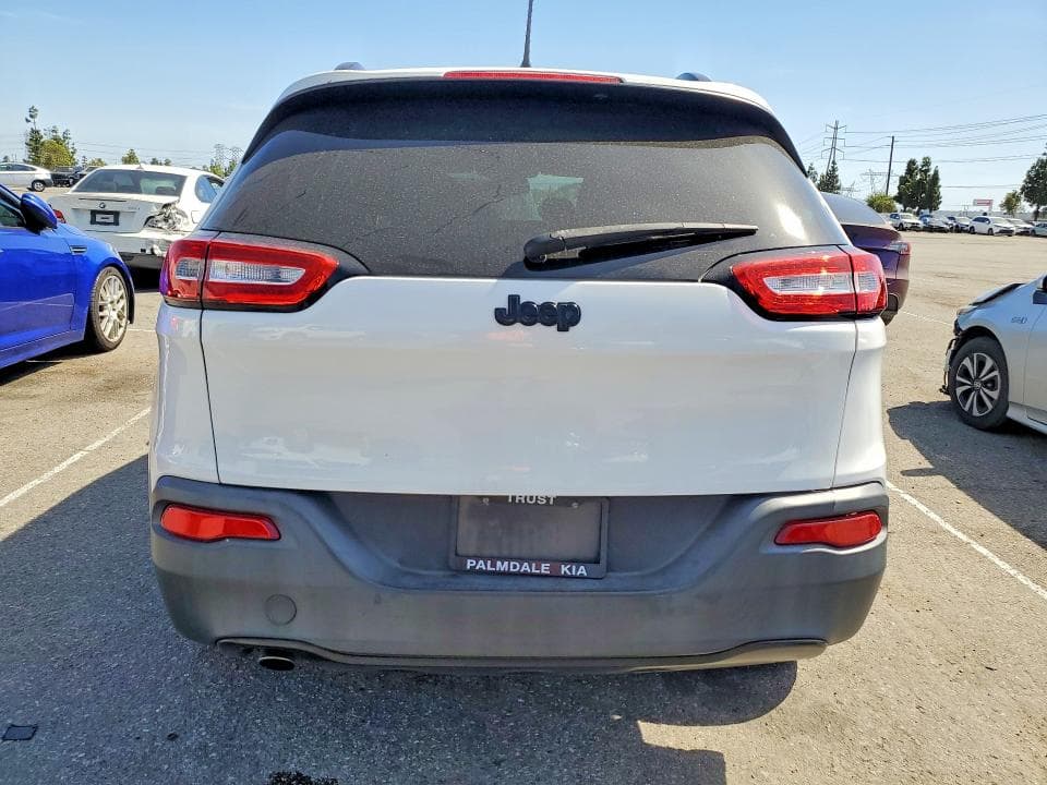 2017 JEEP CHEROKEE SPORT 6