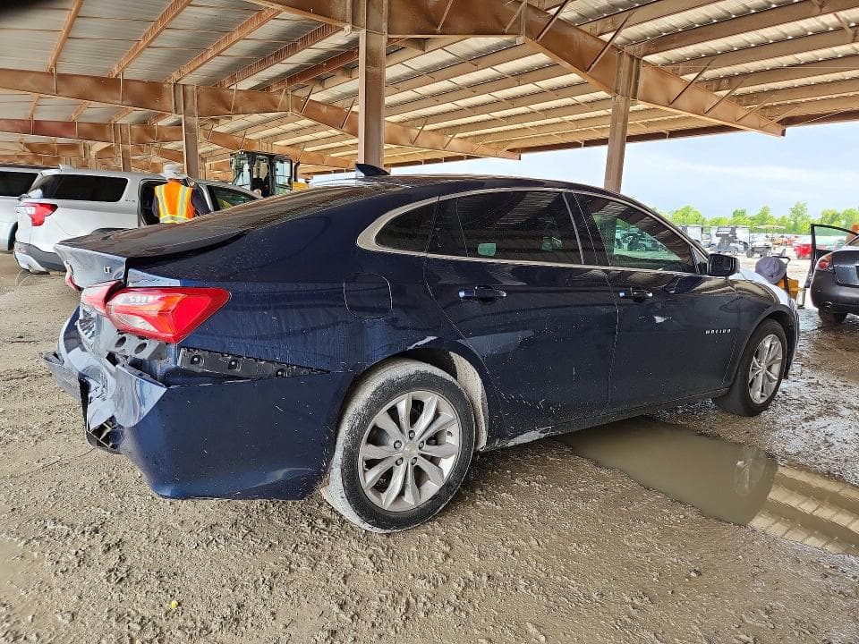 2021 CHEVROLET MALIBU LT 3