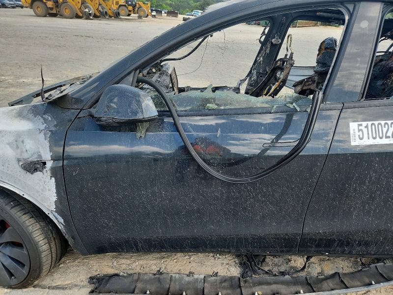 2022 TESLA MODEL Y 8
