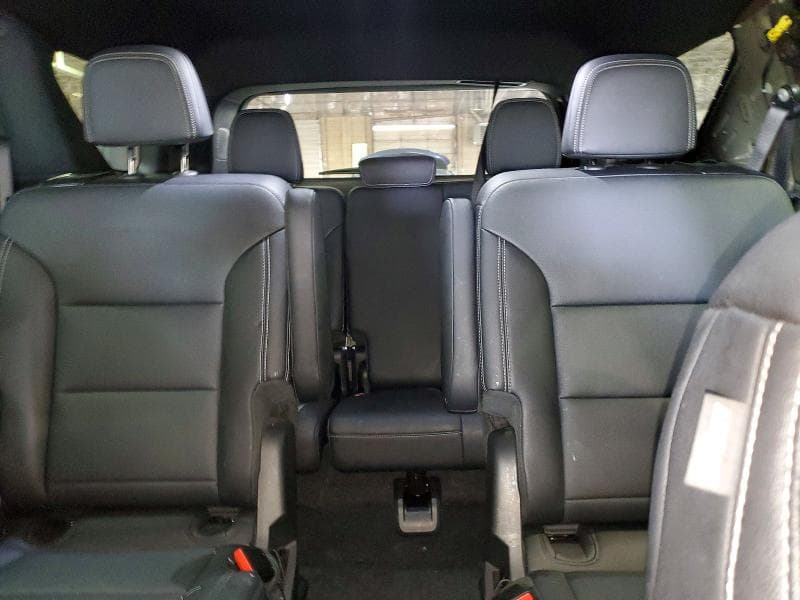 2025 CHEVROLET TRAVERSE LT LT 10