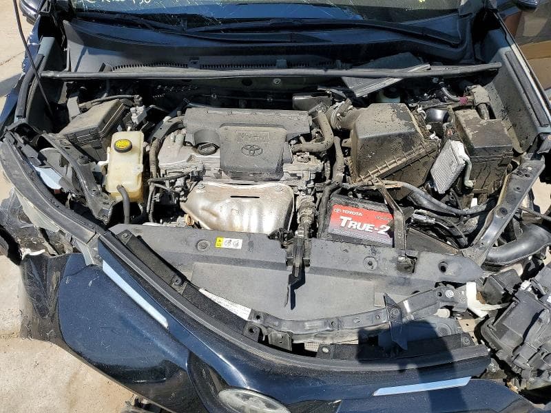 2017 TOYOTA RAV4 XLE 11