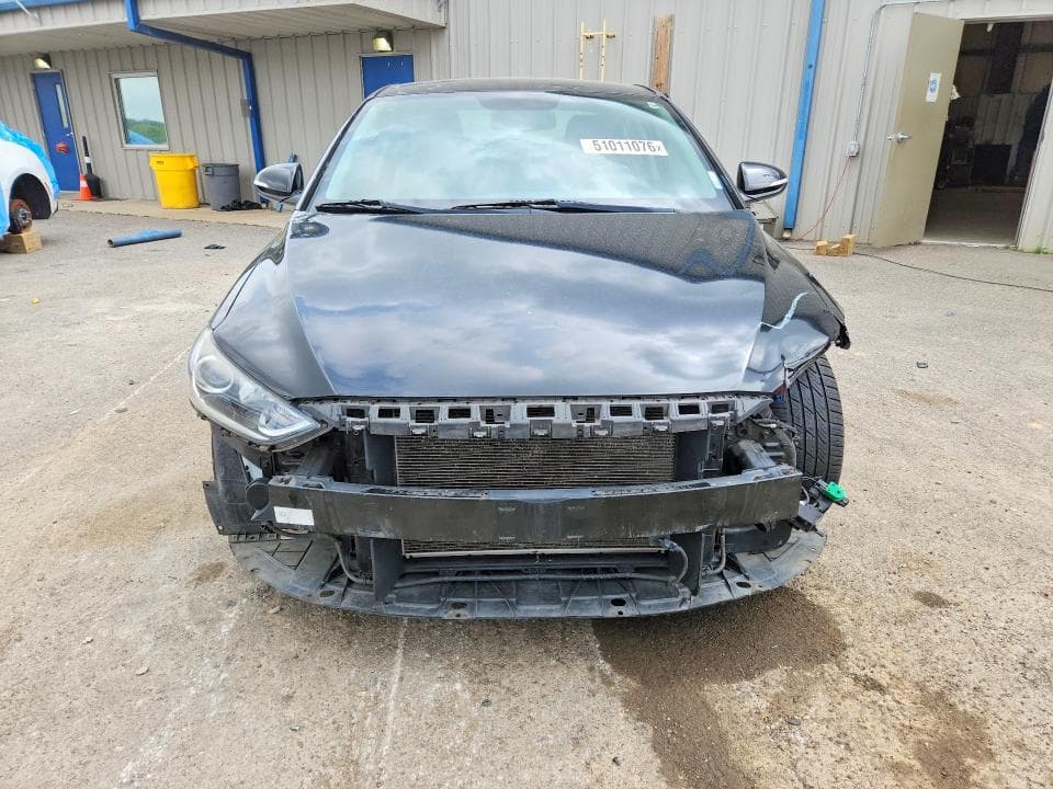2018 HYUNDAI ELANTRA LIMITED 5