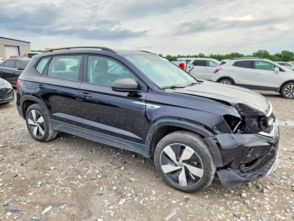 2024 VOLKSWAGEN TAOS S 4
