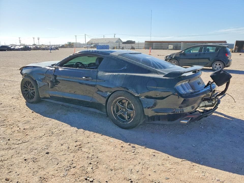2020 FORD MUSTANG GT 2