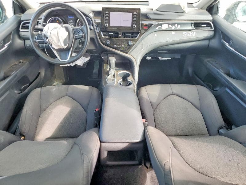 2022 TOYOTA CAMRY LE LE 8