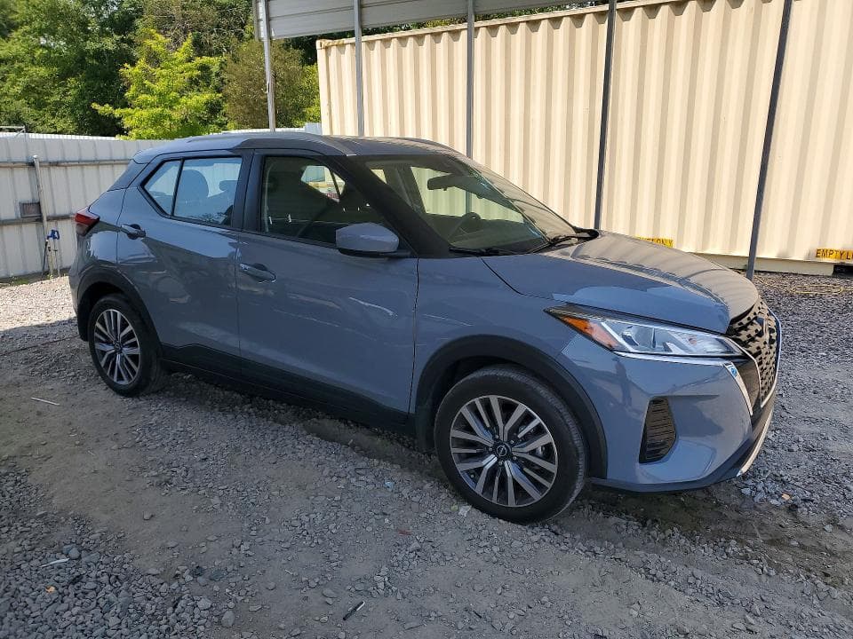 2023 NISSAN KICKS SV 4