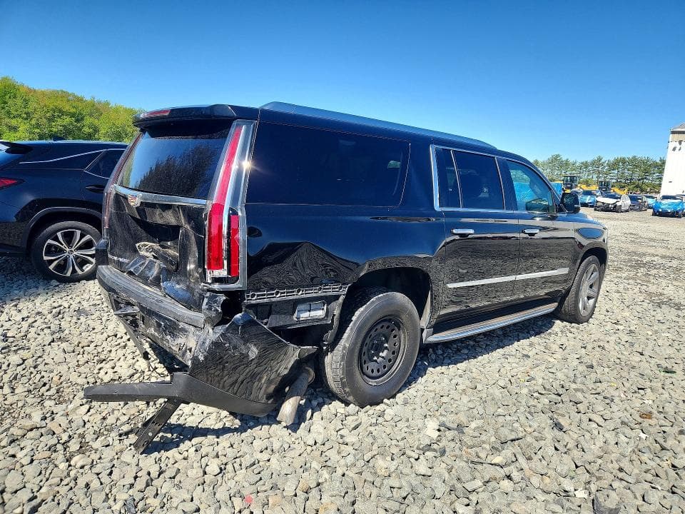 2018 CADILLAC ESCALADE ESV LUXURY 3