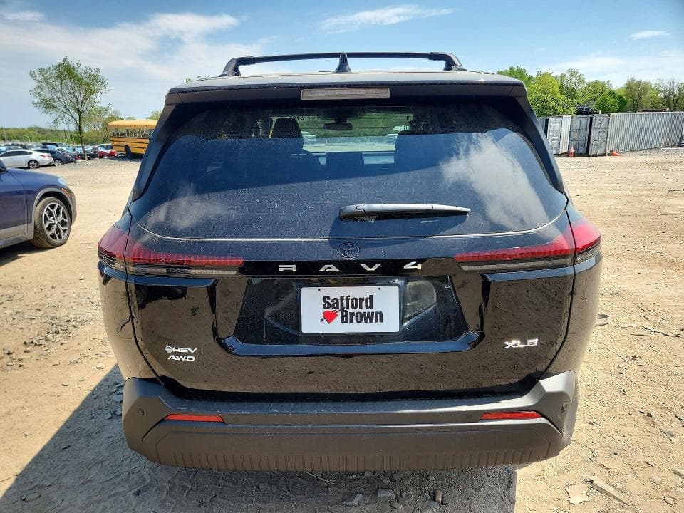 2026 TOYOTA RAV4 XLE PREMIUM XLE PREMIUM 6