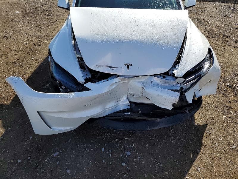 2026 TESLA MODEL 3 11