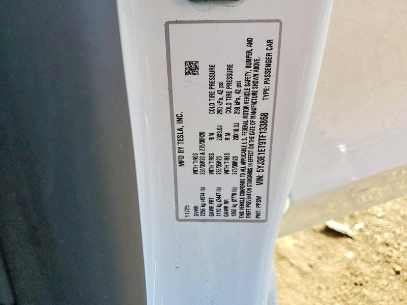 2026 TESLA MODEL 3 12