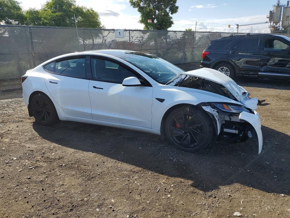 2026 TESLA MODEL 3 4