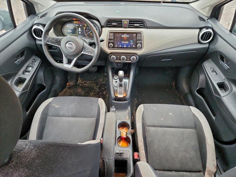 2020 NISSAN VERSA SV SV 8