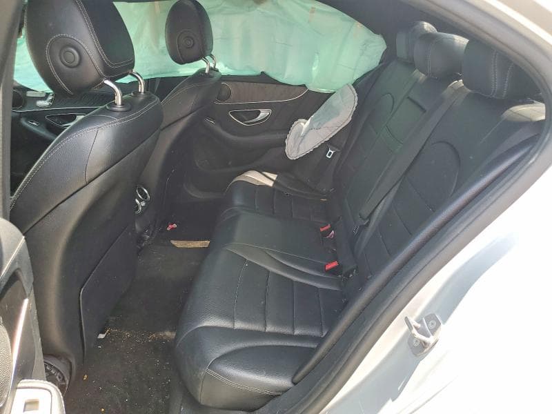 2017 MERCEDES-BENZ C 300 300 10