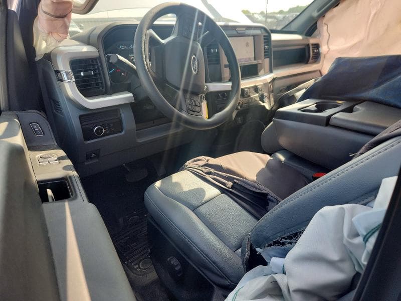 2025 FORD F550 SUPER DUTY SUPER DUTY 8