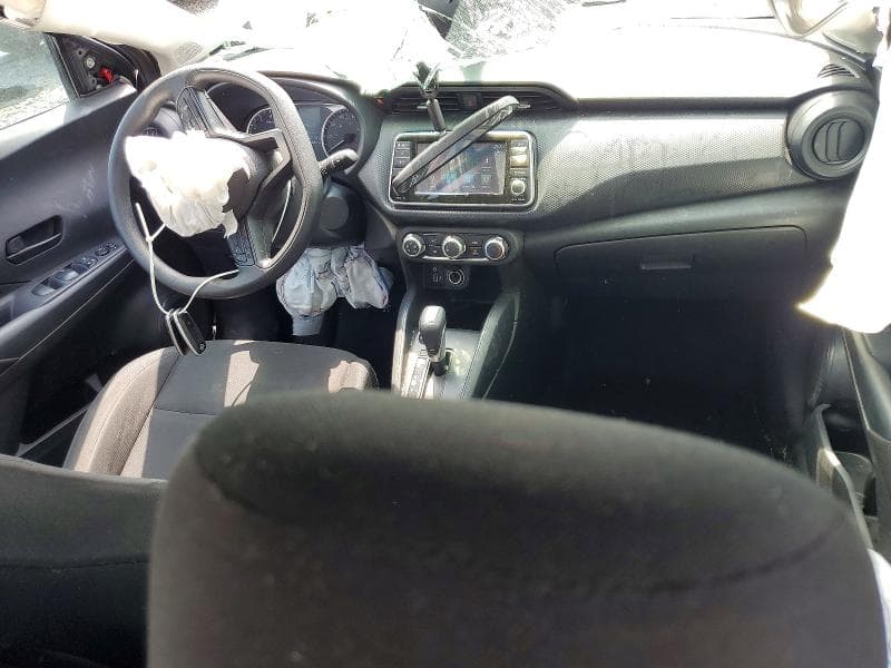 2024 NISSAN KICKS S S 8