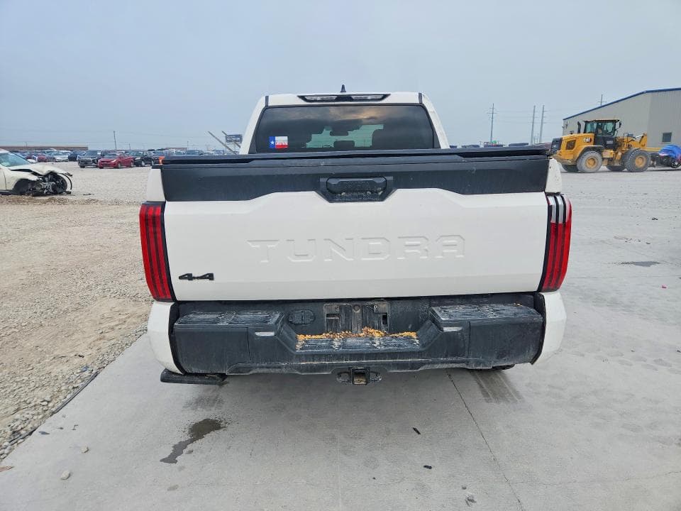 2024 TOYOTA TUNDRA SR5 SR5 6