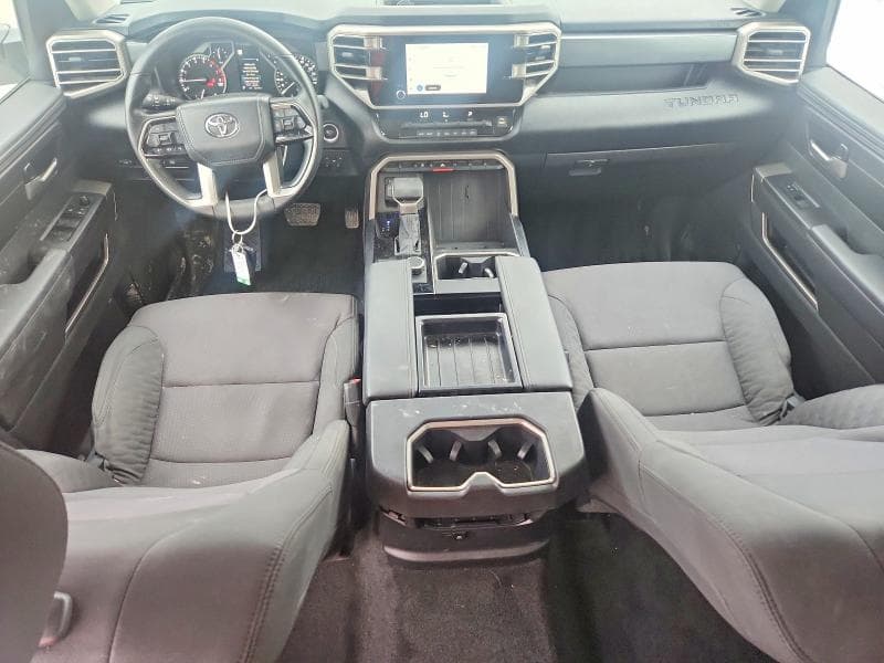 2024 TOYOTA TUNDRA SR5 SR5 8