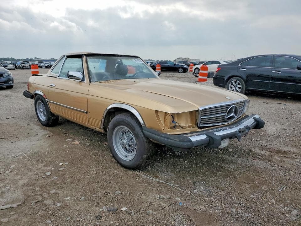 1982 MERCEDES-BENZ 380 SL SL 4