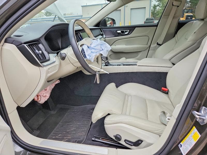 2021 VOLVO S60 T5 INSCRIPTION T5 INSCRIPTION 7
