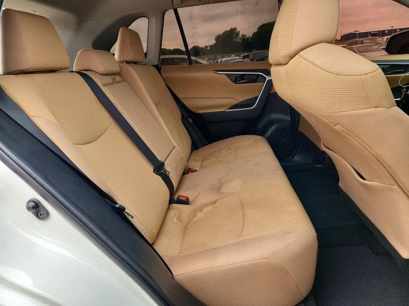 2022 TOYOTA RAV4 LE 11