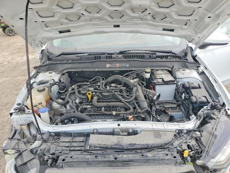 2020 FORD FUSION SE 11