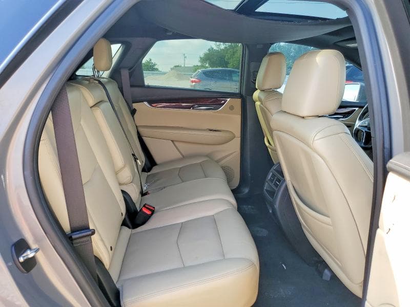2018 CADILLAC XT5 LUXURY 11