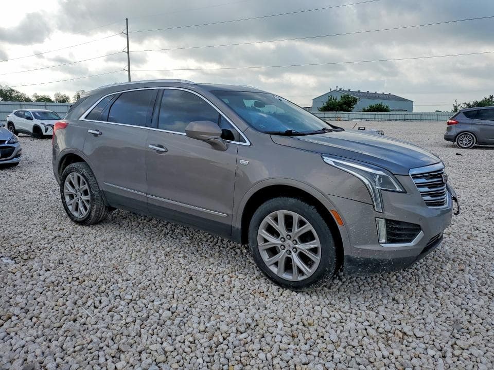 2018 CADILLAC XT5 LUXURY 4