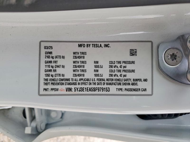 2025 TESLA MODEL 3 13